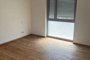 Neubau-Wohnung in Alteglofsheim: Moderner Grundriss mit Balkon – Landshuter Straße 6, 93087 Alteglofsheim – Vorschaubild 5