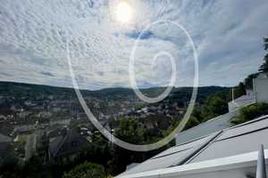 Moderne Architektur in naturnaher Lage – außergewöhnliches Reihenhaus in Hofheim-Lorsbach – Main-Taunus-Kreis – Vorschaubild 9