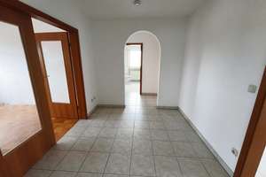 3 Zi. Wohnung (Nr. 6) im DG (2. OG) mit Balkon und Garage – Die vollständige Adresse der Immobilie erhältst du vom Anbieter., 91056 Dechsendorf Ost, Erlangen – Vorschaubild 6