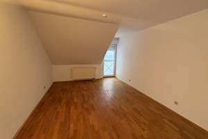 Reiheneckhaus mit Fernblick mit Platz für die Familie – Die vollständige Adresse der Immobilie erhältst du vom Anbieter., 61479 Glashütten – Vorschaubild 6