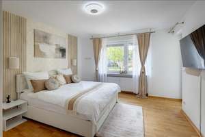 Möbliert:  Balkonwohnung mit Blick in den Gemeinschaftsgarten – Die vollständige Adresse der Immobilie erhältst du vom Anbieter., 81475 Fürstenried-West, München – Vorschaubild 3