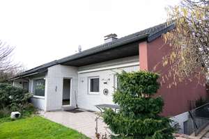 EFH im Bungalow Stil mit wohnlich ausgebautem Dachgeschoss und Garage "Nähe Waldborn" – Die vollständige Adresse der Immobilie erhältst du vom Anbieter., 47239 Rumeln-Kaldenhausen, Duisburg – Vorschaubild 1