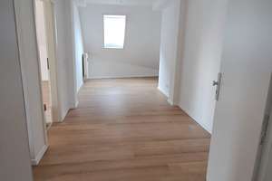 Helle 3,5-Zimmer Wohnung in Pforzheim (75180)
