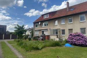 Mehrfamilienhaus in guter Lage von Garbsen – Die vollständige Adresse der Immobilie erhältst du vom Anbieter., 30827 Garbsen – Vorschaubild 1