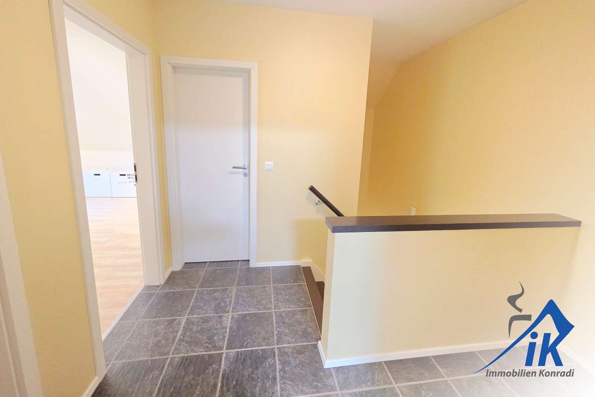 Immobilie in Wiesbach - IK | Wiesbach: Großzügiges Einfamilienhaus mit großem Grundstück und möglicher Einliegerwohnung - Bild 0