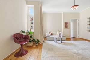 Altbau-Charme im Prenzlauer Berg - helle 2-Zimmerwohnung nahe Kollwitzplatz – Esmarchstraße 8, 10407 Prenzlauer Berg, Berlin – Vorschaubild 8