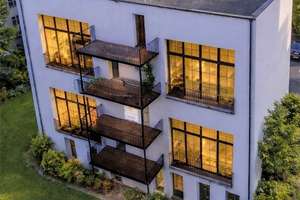IMPOSANTES 6 METER-GALERIE-LOFT -NEW-YORK-STYLE- XXL-FENSTER + Weitblick-dicht Fasanenplatz – Die vollständige Adresse der Immobilie erhältst du vom Anbieter., 10719 Wilmersdorf, Berlin – Vorschaubild 3