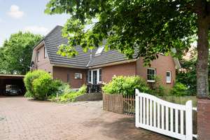 Großzügig Wohnen in Oberneuland mit vielseitigen Nutzungsmöglichkeiten - Ideal für Familien – Die vollständige Adresse der Immobilie erhältst du vom Anbieter., 28355 Oberneuland, Bremen – Vorschaubild 2