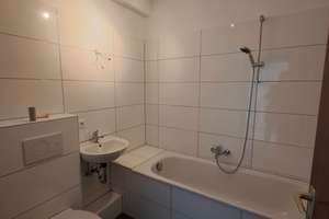 Charmante 2-Zimmer-Wohnung mit Balkon in Düsseldorf – Josef-Stick-Straße 1, 40229 Eller, Düsseldorf – Vorschaubild 4