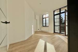 ERSTBEZUG: Barrierefreie 2-Raum mit Balkon, neuer Einbauküche & Aufzug mieten – Hilbersdorfer Straße 33, 9131 Hilbersdorf, Chemnitz – Vorschaubild 3