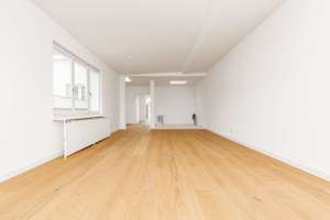 Uhlandstraße 45 – Stilvolle, frisch renovierte Dachgeschosswohnung im herrschaftlichen Altbau!! – Uhlandstraße 45, 10719 Wilmersdorf, Berlin – Vorschaubild 8