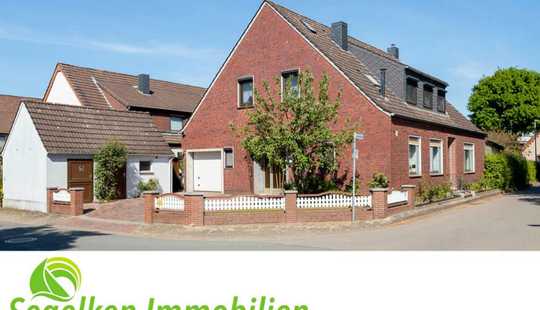Bild von Wunderschönes Eckgrundstück mit einem Ein- bis Zweifamilienhaus und großem Garten