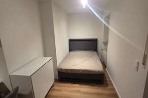 Stilvoll modernisiert und möbeliert: 1-Zimmer-Wohnung  – Schultheißstraße 71a, 85049 Friedrichshofen-Hollerstauden, Ingolstadt – Vorschaubild 5