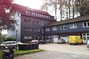 Voll verm. Mehrfamilienhaus + Reihenhaus-Ensemble in ruhiger Lage von Vohwinkel!