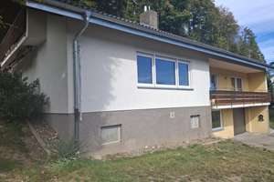 Platz für Ihre Ideen: Großzügiges Einfamilienhaus in Stühlingen – 79780 Stühlingen – Vorschaubild 2
