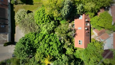 IDYLLISCHES EINFAMILIEHAUS MIT TRAUMHAFTEN, GRUNDSTÜCK IN SEHR SCHÖNER, WOHNLAGE IN DEURINGEN