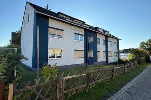Bequem und sicher im 1. OG... mit Balkon und Kfz.-Stellplatz!