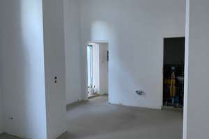 frisch renovierte 1-Zimmer-Wohnung mit hohe Decken – Krefelder Str. 21, 50670 Neustadt/Nord, Köln – Vorschaubild 1