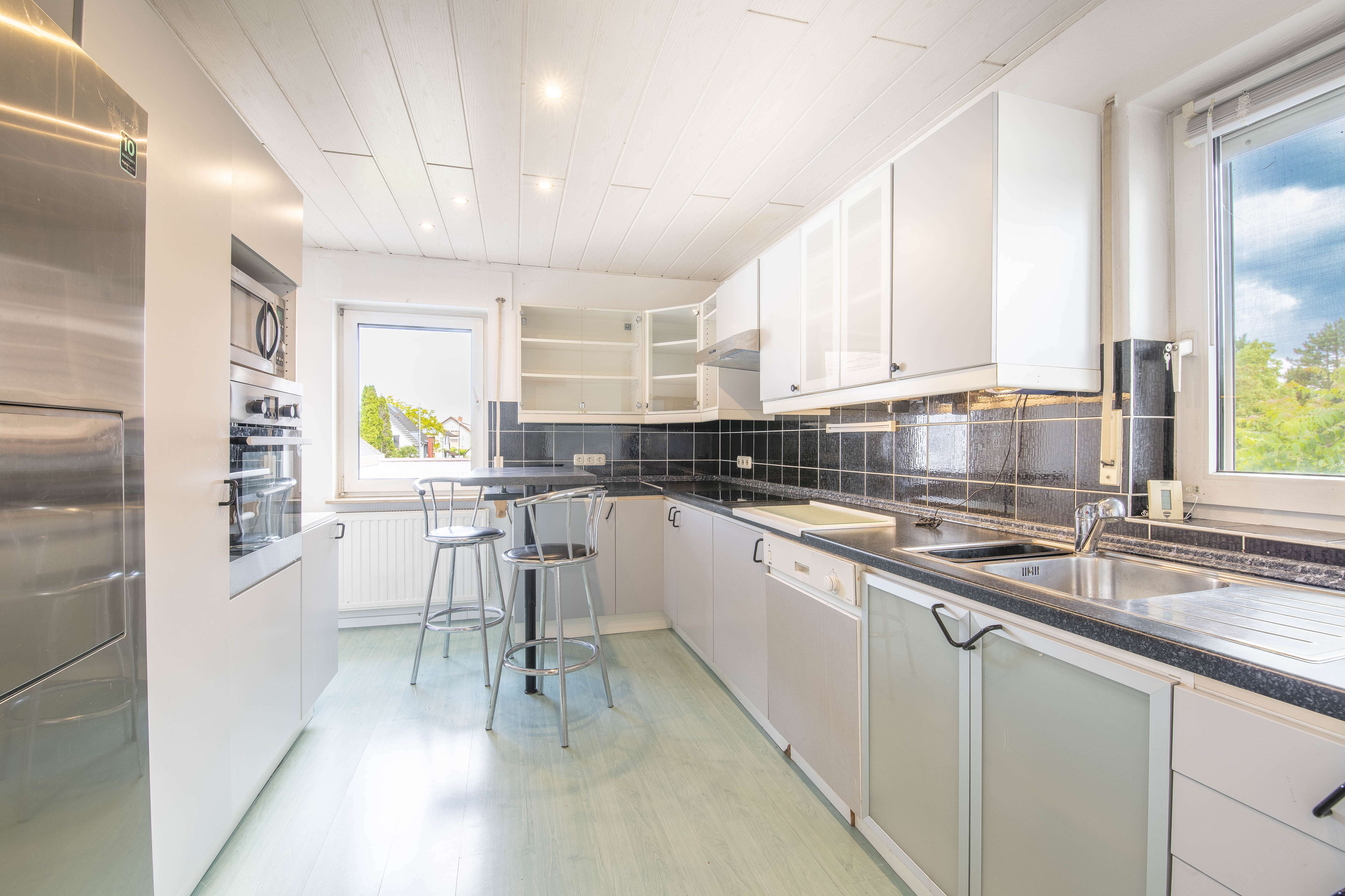 Immobilie in Riedstadt - Viel Raum für Träume – Charmantes ZFH mit Wintergarten, Dachterrasse & Gartenparadies in Riedstadt - Bild 0