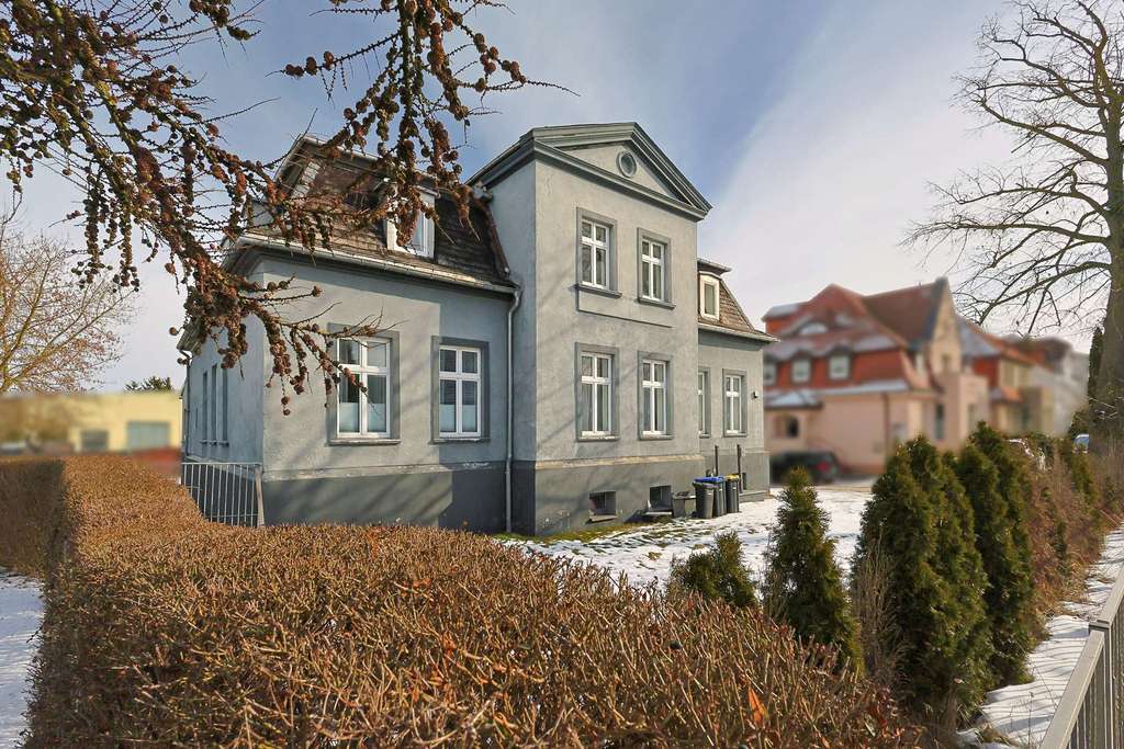 Immobilie in Stavenhagen - Mehrgenerations-Wohnen? Tolle Stadtvilla im Loftstil (350 qm WFL) im Zentrum von 17153  Stavenhagen - Bild 1