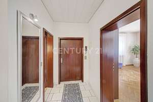 Mehr als nur ein Haus: Ihr neues Zuhause mit Wintergarten und Garten – 44141 Westfalendamm, Dortmund – Vorschaubild 2