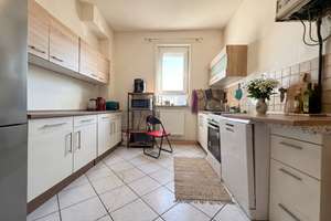 Solide 3-Zimmer-Wohnung in beliebter Lage von Zuffenhausen – Die vollständige Adresse der Immobilie erhältst du vom Anbieter., 70435 Zuffenhausen-Mitte, Stuttgart – Vorschaubild 3