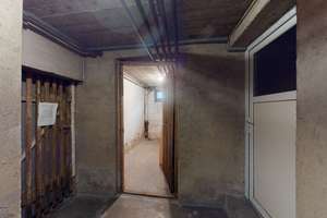 Substanz. Ertrag. Perspektive. – Vollvermietetes MFH mit vier Einheiten in Karlsruhe am Lindenplatz – Die vollständige Adresse der Immobilie erhältst du vom Anbieter., 76185 Mühlburg, Karlsruhe – Vorschaubild 24