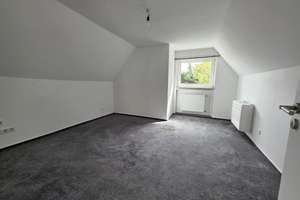 Neuer Preis Interessantes Familienidyll: Freistehendes Haus mit ca. 230 m² Wohnfläche und 3 Garagen – Die vollständige Adresse der Immobilie erhältst du vom Anbieter., 47829 Uerdingen, Krefeld – Vorschaubild 28