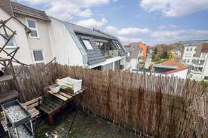 Bielefeld-Mitte: DG-Wohnung Nähe Lutter |  Jungendstil-Charme | 4 Zimmer | Balkon – Bielefeld – Vorschaubild 11