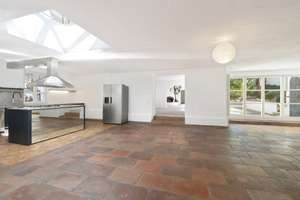 Haus im Haus in Villenkolonie Hartmannshofen – 348 m² Wohnfläche, 500 m² Privatgarten - Bestlage – Die vollständige Adresse der Immobilie erhältst du vom Anbieter., 80997 Allach, München – Vorschaubild 6