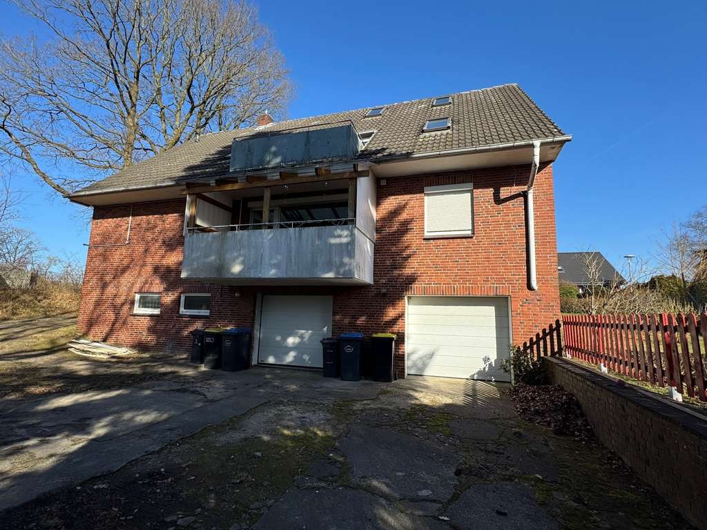 Immobilie in Owschlag - Owschlag: Helle Dachgeschosswohnung mit Charme, Gartenidylle & Garage in ruhiger Wohnlage - Bild 3