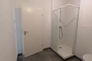 ++++TRAUMWOHNUNG+3 RAUM MIT TERRASSE+BAD M. DUSCHE u. BADEWANNE+FBH+LIFT++UVM.+++ – Bornaische Straße 77, 4277 Connewitz, Leipzig – Vorschaubild 10