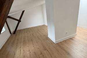     Moderne 3-Zimmer-Dachgeschosswohnung  – Rendsburger Landstraße 86a, 24113 Hassee, Kiel – Vorschaubild 7
