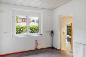 Sehen, ohne gesehen zu werden:
Großzügig Wohnen im Zweifamilienhaus mit Blick übers Lindauer Noor – Schleswig-Flensburg (Kreis) – Vorschaubild 26