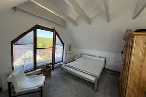 Helle 2,5-Zimmer-Maisonettewohnung, auf Wunsch möbliert, 2 Balkone, Stellplatz, ruhige Lage nahe Uni – Die vollständige Adresse der Immobilie erhältst du vom Anbieter., 70599 Plieningen (Ortsteil), Stuttgart – Vorschaubild 7