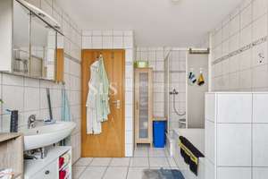 Property thumbnail 11