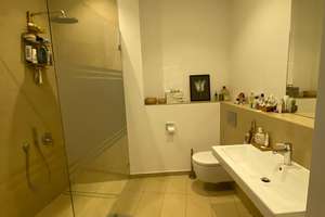 Stilvolle 2-Zimmer-Erdgeschosswohnung mit Terrasse und Garten in Regensburg – Sarmanna-Straße 16, 93049 Westenviertel, Regensburg – Vorschaubild 6
