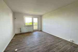 Geräumige Familienwohnung mit Balkon in Zwickau, Neuplanitz – Dortmunder Straße 4, 8062 Neuplanitz, Zwickau – Vorschaubild 2