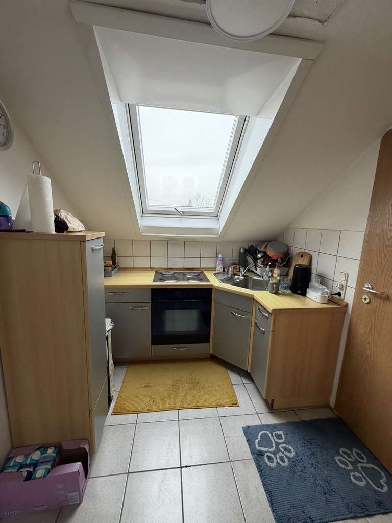 Immobilie in Filderstadt - GEMÜTLICHE 2-Zimmer-DG-Wohnung mit Stellplatz in Filderstadt-Bernhausen - 143-26 - Bild 1