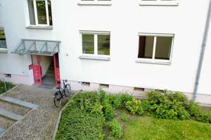 Bezugsfreie 2 Zimmer Wohnung mit Balkon im Prenzlauer Berg – Storkower Straße 70, 10407 Prenzlauer Berg, Berlin – Vorschaubild 3
