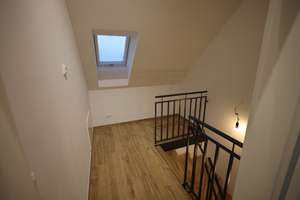 Erstbezug Geräumiges 5-Zimmer-Reihenhaus mit Garten, EBK, CarPort – Lohhofer Straße 10, 90453 Krottenbach, Mühlhof, Nürnberg – Vorschaubild 24
