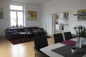 Großzügige, kernsanierte 4 Zi.-Whg mit Balkon, Nähe Südstadtpark