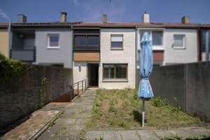 Charmantes Reihenmittelhaus mit Garten in ruhiger Lage von Heilbronn – Die vollständige Adresse der Immobilie erhältst du vom Anbieter., 74080 Böckingen, Heilbronn – Vorschaubild 6