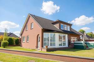 *** Ein- bis Zweifamilienhaus in Heede mit Wintergarten und Doppelgarage*** – Die vollständige Adresse der Immobilie erhältst du vom Anbieter., 49356 Diepholz – Vorschaubild 1