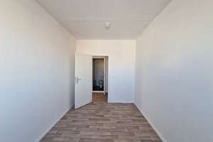 Einziehen und wohlfühlen***gemütliche 3-Zimmer-Wohnung mit Wannenbad und großen Balkon! – Jupiterstraße 38, 4205 Grünau-Nord, Leipzig – Vorschaubild 7