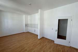** charmante 2-Raum-Whg mit Wannenbad ** – Reineckerstraße 52, 9126 Gablenz, Chemnitz – Vorschaubild 2