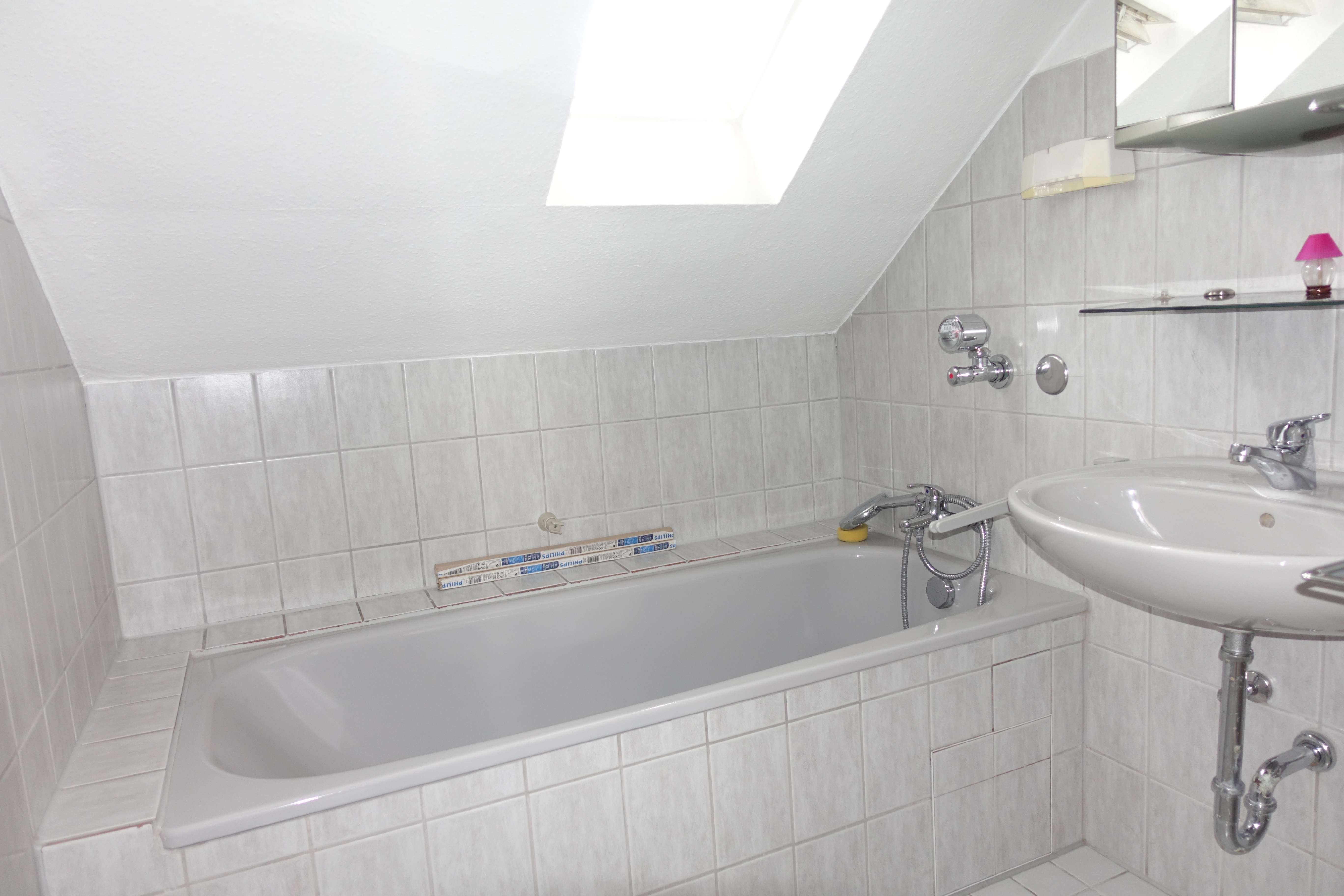 Immobilie in Aichtal - Ruhig gelegene 2-Zimmer-Wohnung im Dachgeschoss in Aichtal-Grötzingen - Bild 0