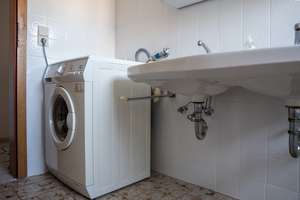 Schöne & teilmöblierte 4-Zimmer-Wohnung in Reutlingen-Ohmenhausen – Die vollständige Adresse der Immobilie erhältst du vom Anbieter., 72770 Ohmenhausen, Reutlingen – Vorschaubild 8