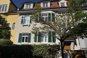 Schmuckstück / Rarität - 3-Familien Haus in München/Gern
