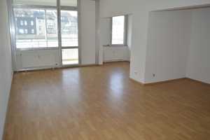 1 Zimmer-Küche-Bad Wohnung mit Wintergarten und Balkon ab 01.07.2025 – Gelsenkirchen – Vorschaubild 4